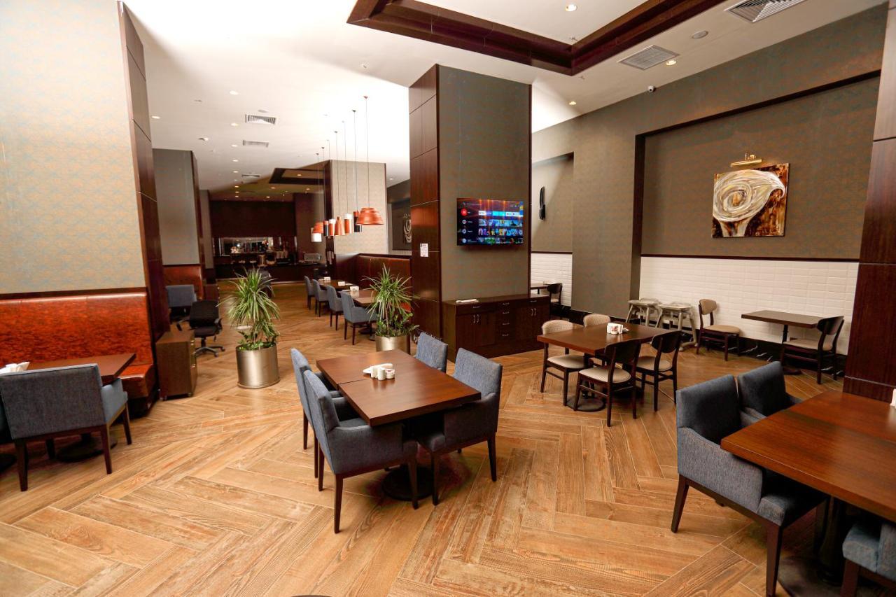 The Green Park Gaziantep Kültér fotó The lounge at the airport
