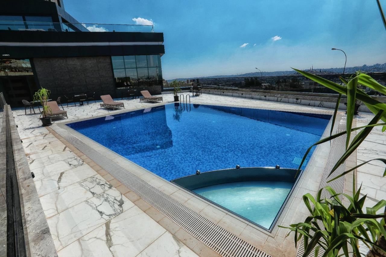 The Green Park Gaziantep Kültér fotó Rooftop pool