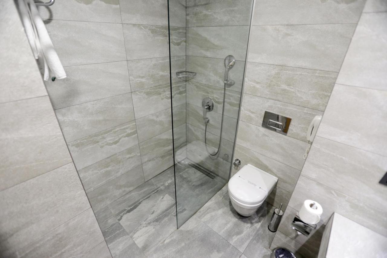 The Green Park Gaziantep Kültér fotó A shower cubicle